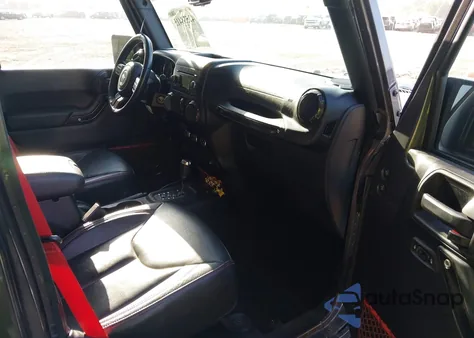 2017 Jeep Wrangler Unlimited Rubicon Recon 4X4 из США, поврежденный, VIN 1C4BJWFG6HL619788